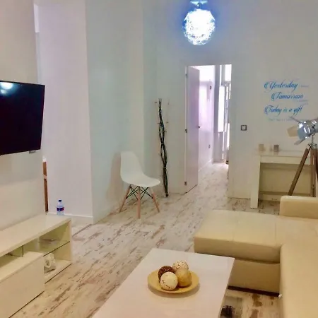 La Perla De La Caleta 公寓